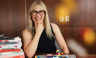 Dr. Kari Marken